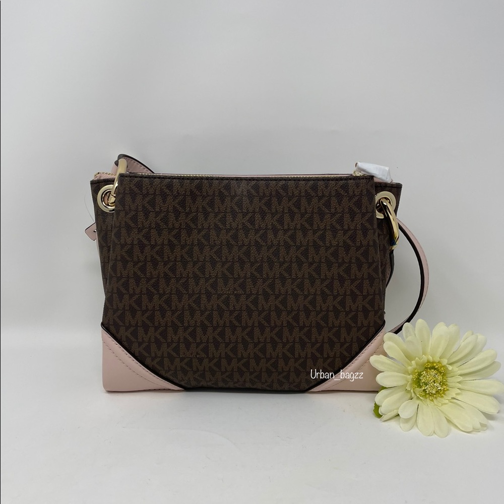 Michael Kors Nicole Triple Compartment Crossbody - Picture 5 of 9